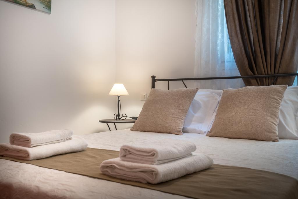 Aelia Villa カリテア エクステリア 写真