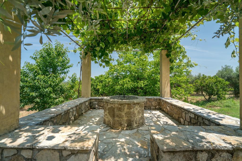 Aelia Villa カリテア エクステリア 写真
